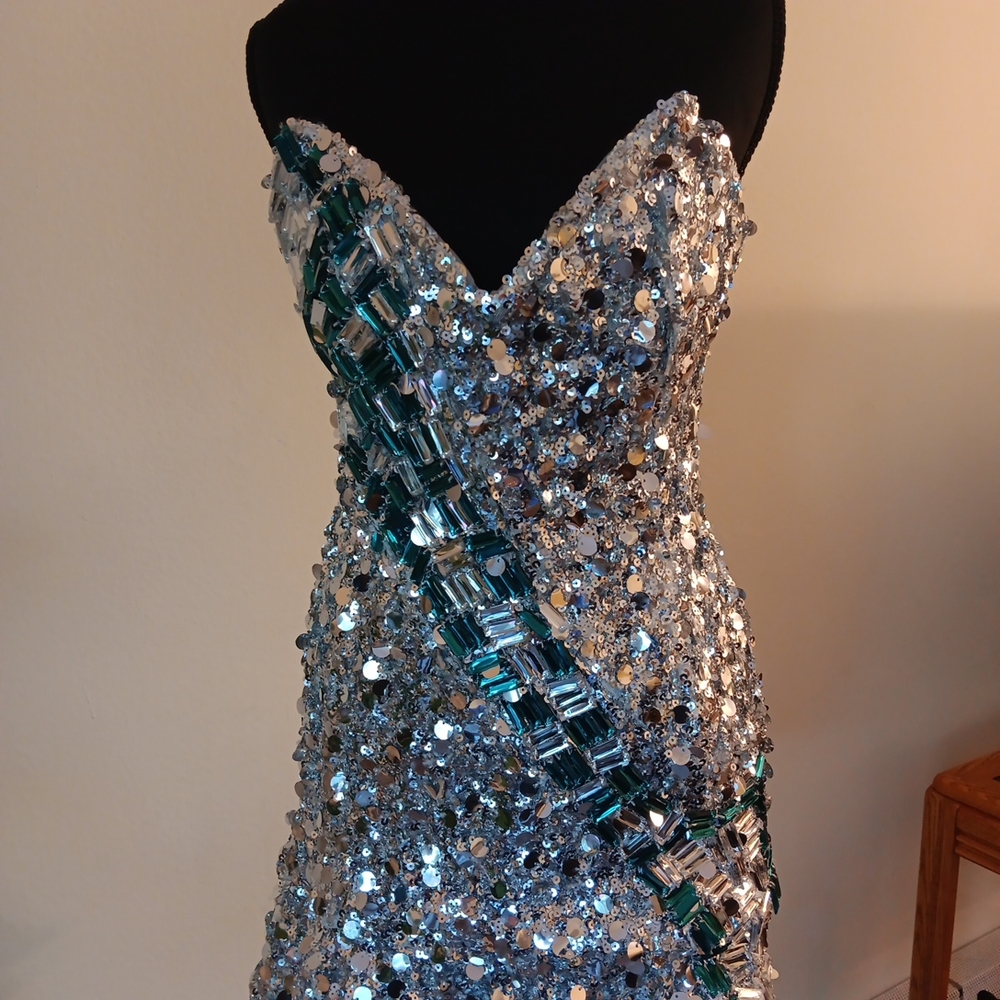 AKIRA Strapless Mini Party Dress w/ Silver Sequins & Green Embellishments- Small